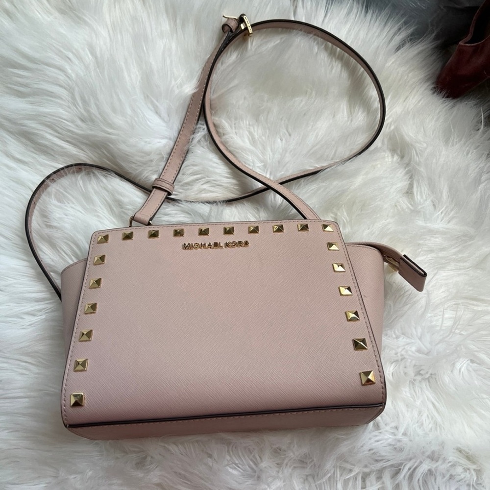 Michael kors hand bag